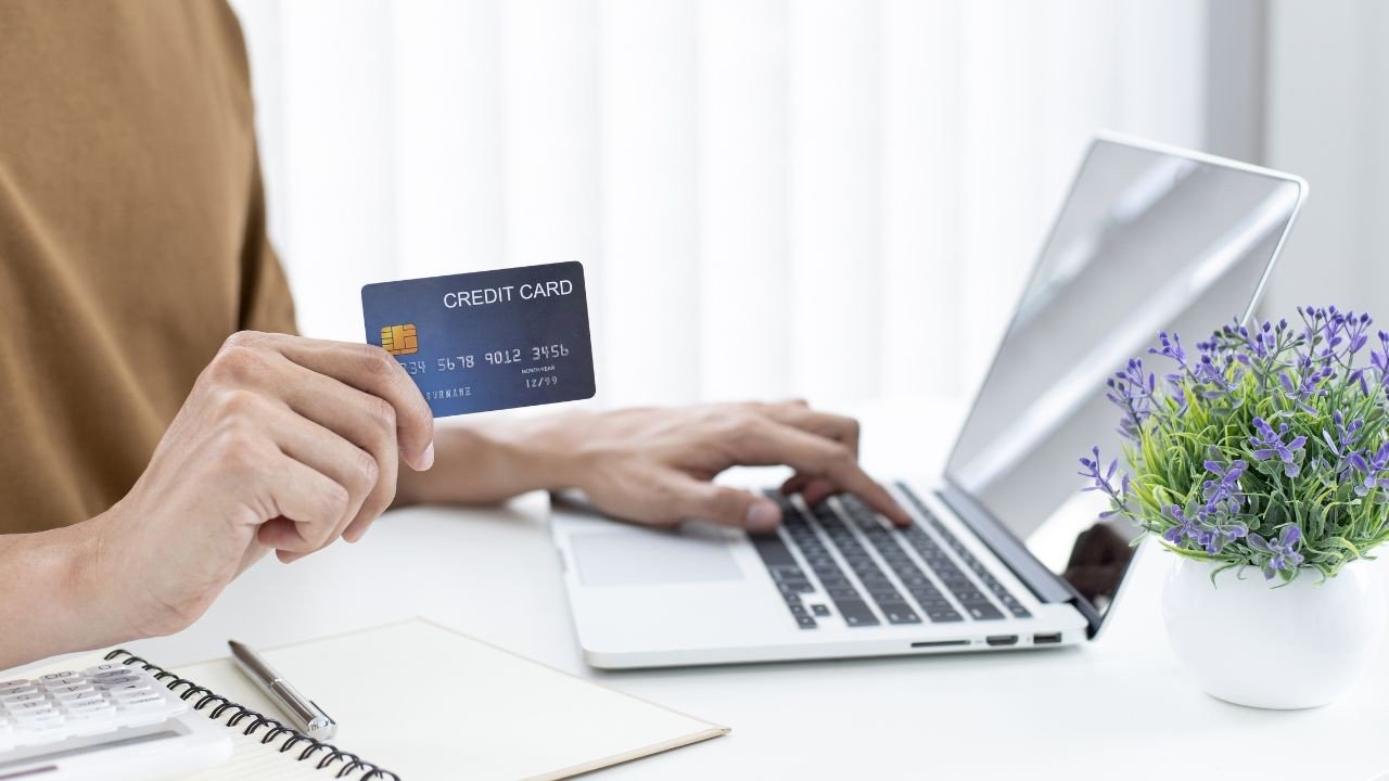 Faire une demande de crédit en ligne depuis un ordinateur portable